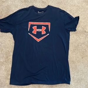 Large under Armour t-shirt